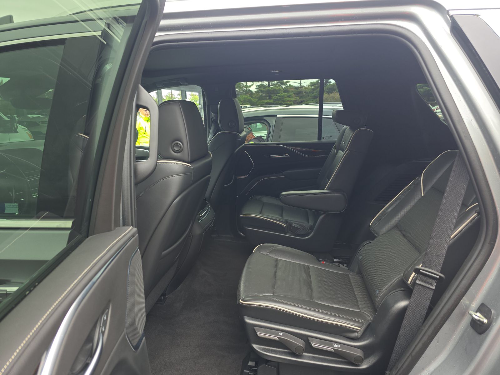 2023 Cadillac Escalade Premium Luxury AWD