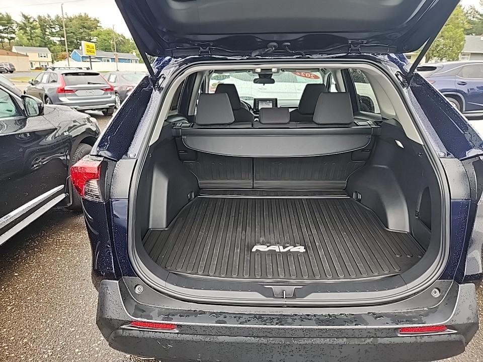 2022 Toyota RAV4 XLE AWD