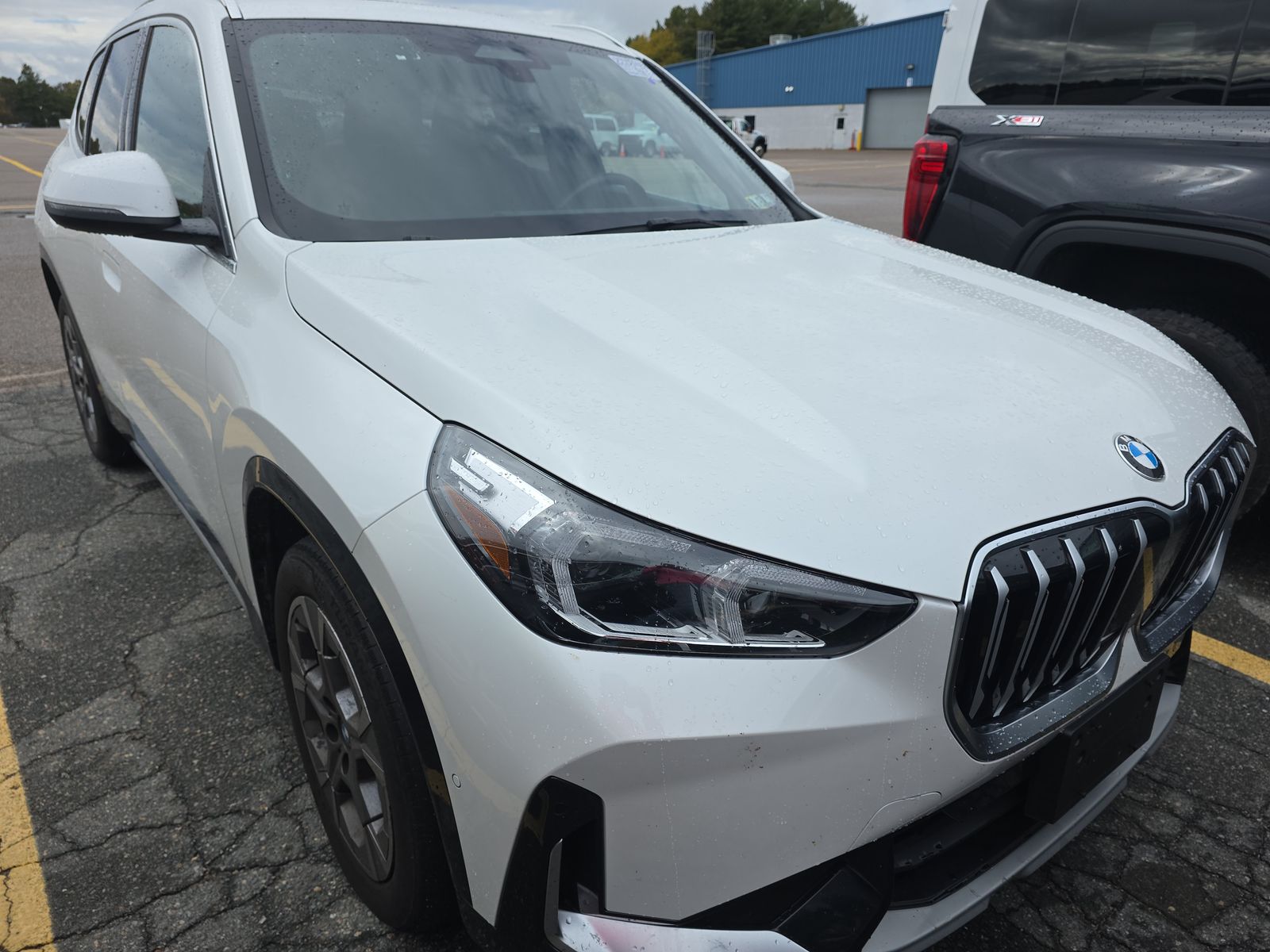 2025 BMW X1 xDrive28i AWD