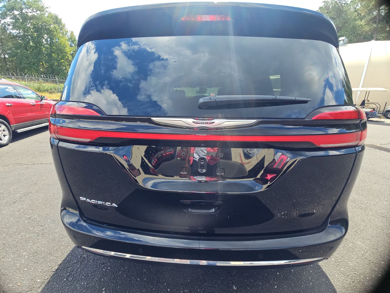 2025 Chrysler Pacifica Select FWD