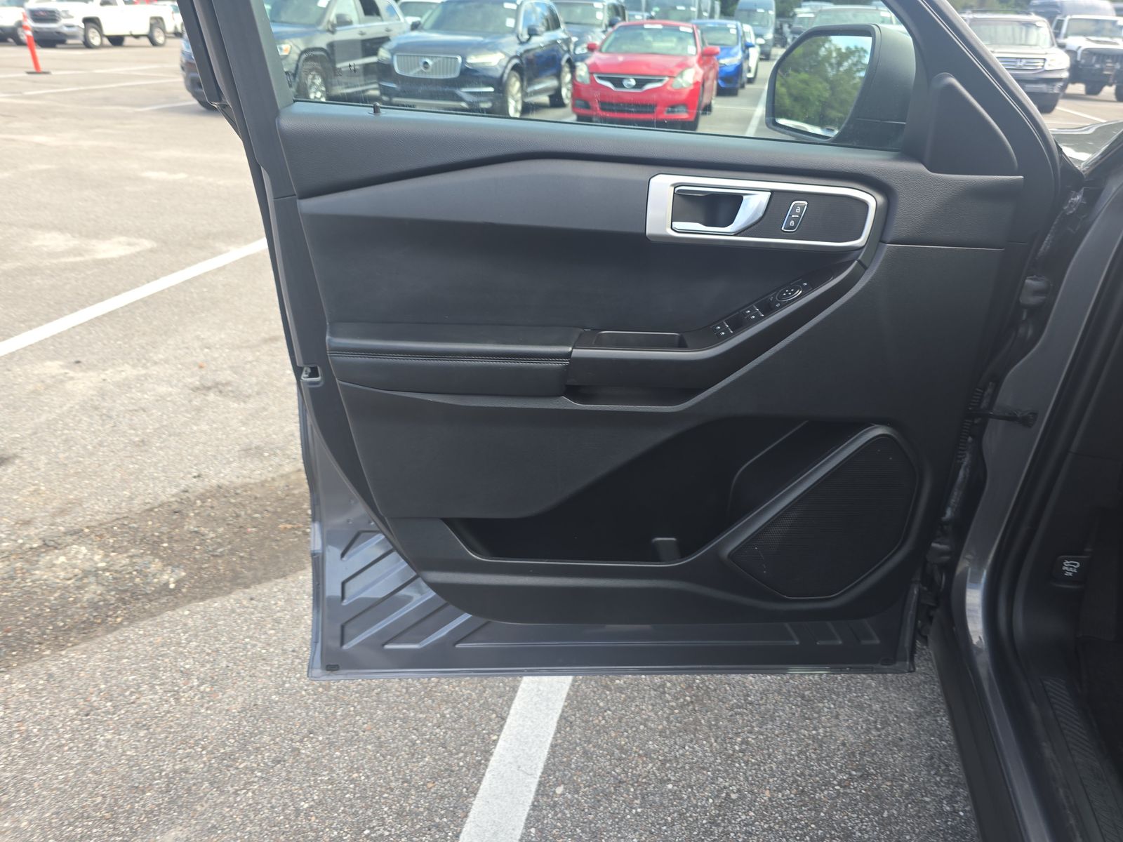 2022 Ford Explorer Base AWD