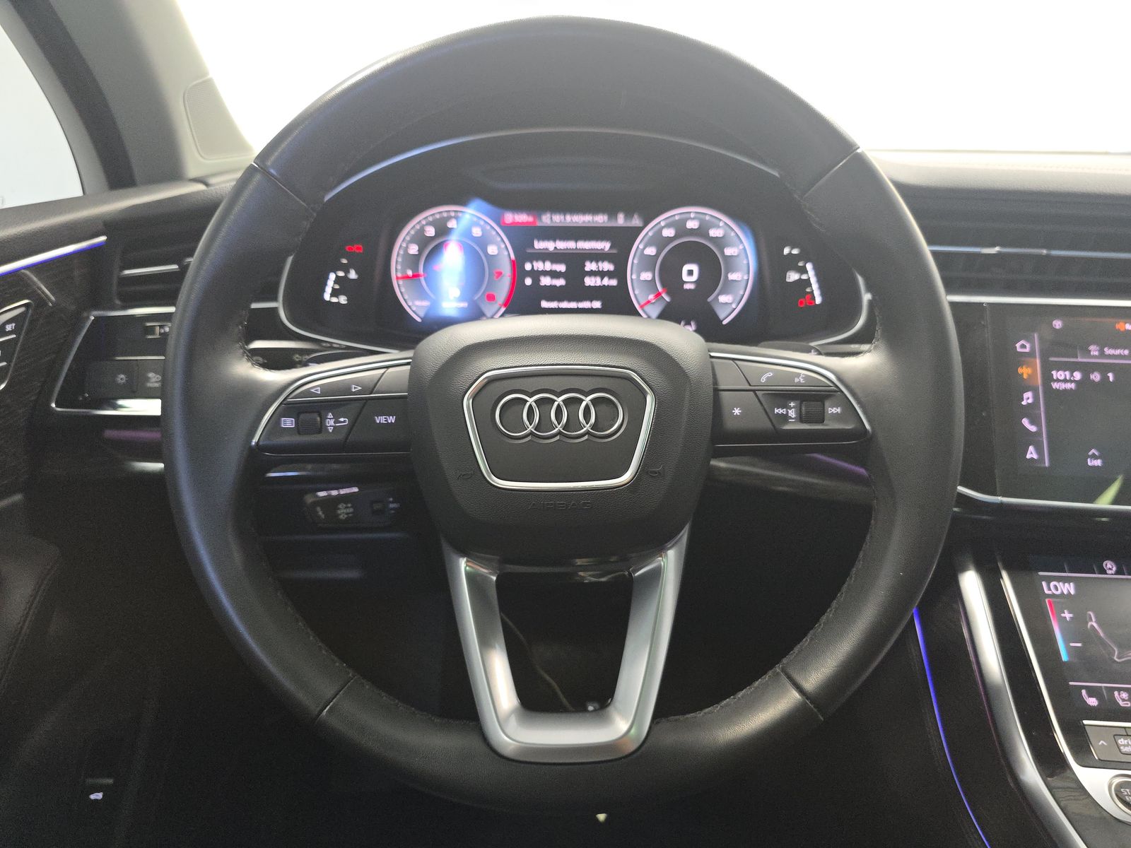 2023 Audi Q7 Premium Plus AWD