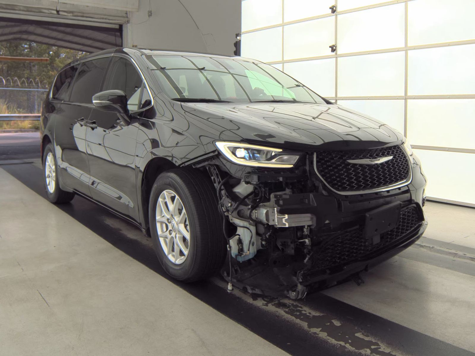 2025 Chrysler Pacifica Select FWD