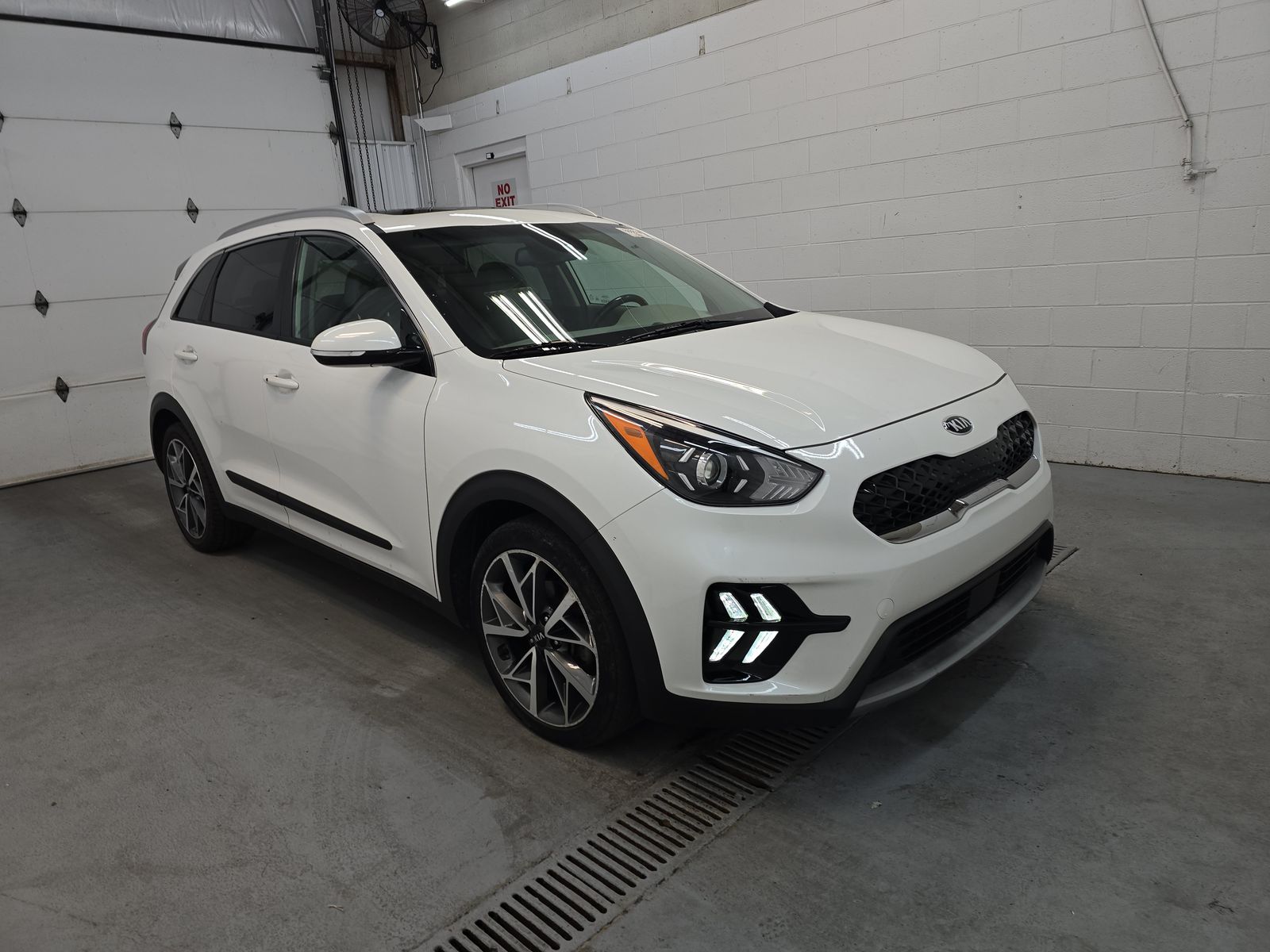 2020 Kia Niro Touring FWD