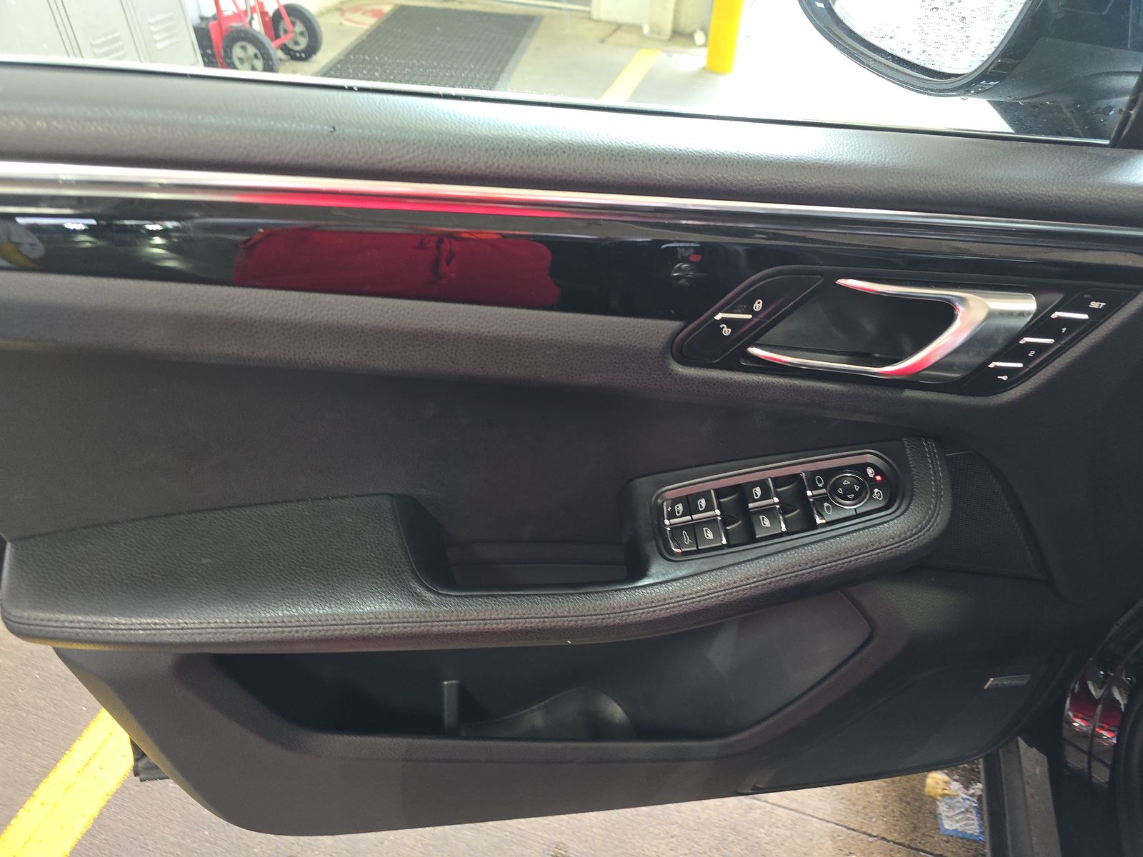 2015 Porsche Macan S AWD