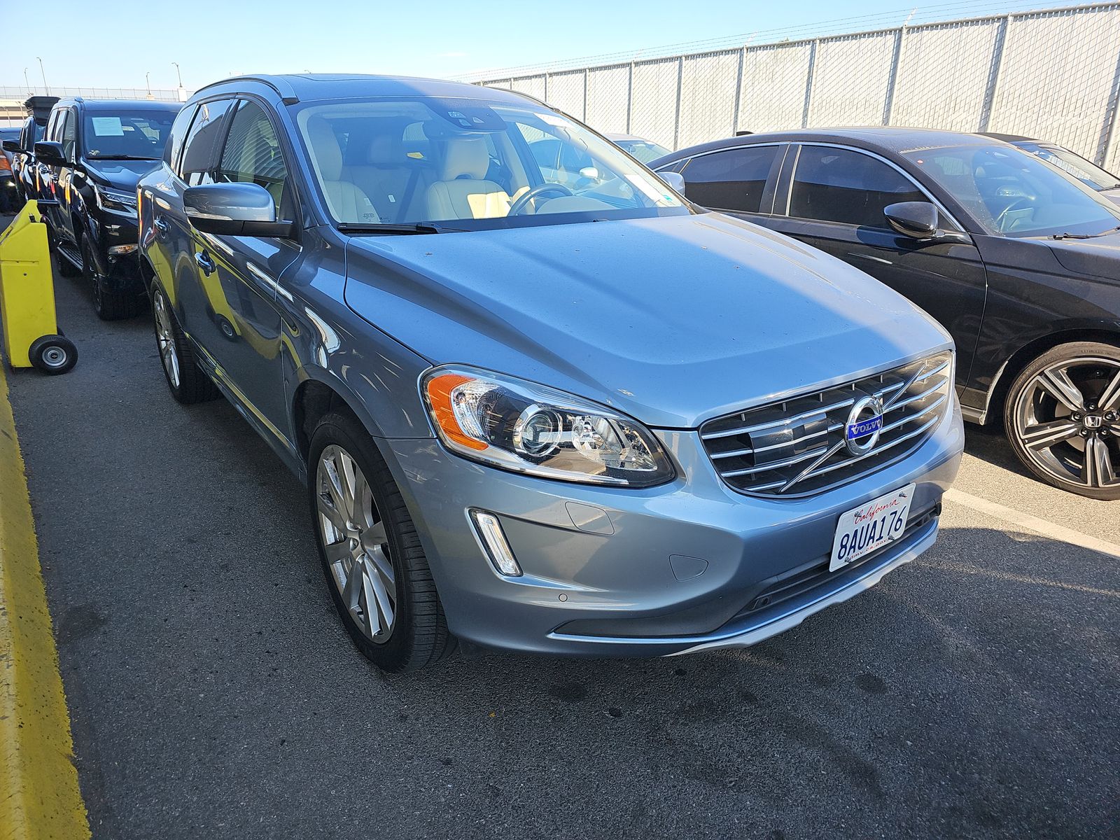 2017 Volvo XC60 T5 Inscription FWD