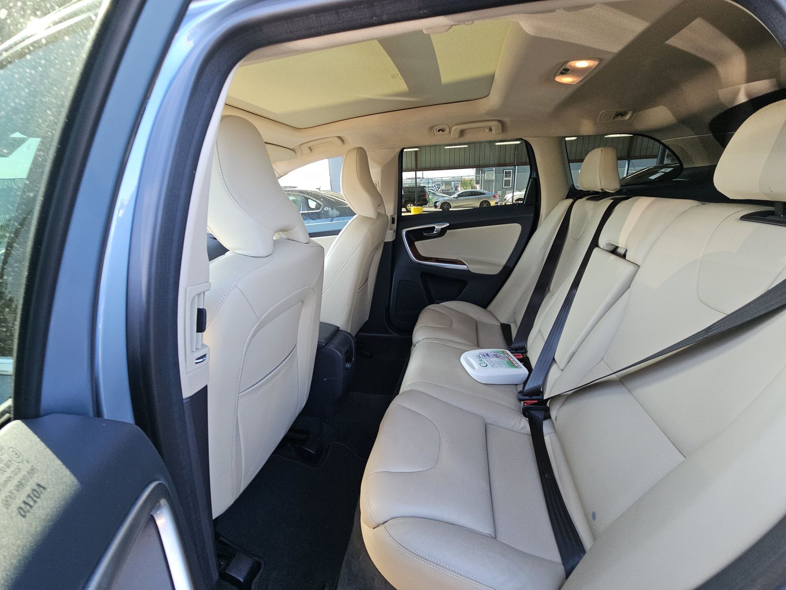 2017 Volvo XC60 T5 Inscription FWD