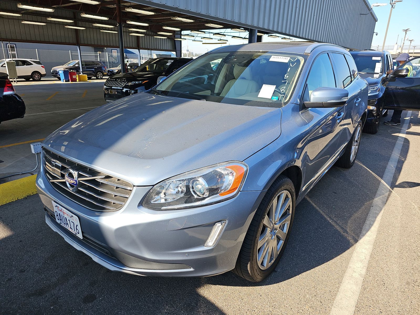 2017 Volvo XC60 T5 Inscription FWD