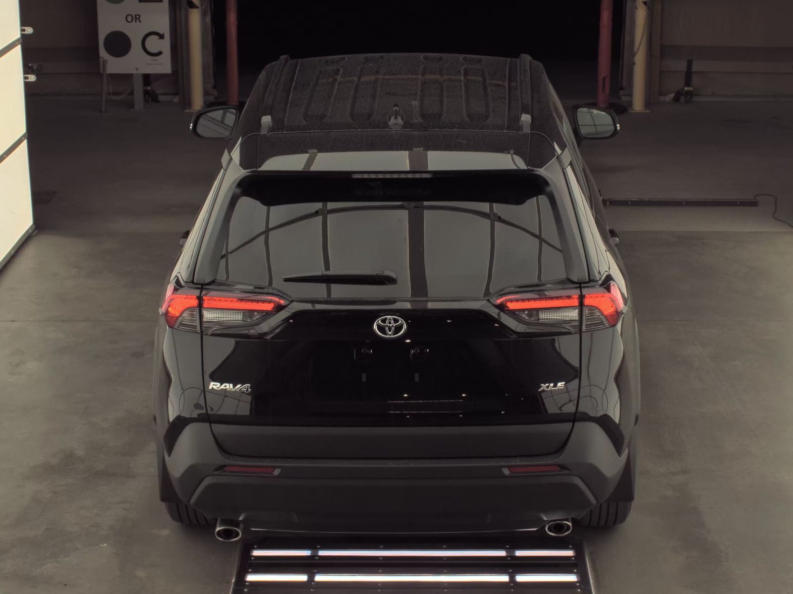 2025 Toyota RAV4 XLE FWD