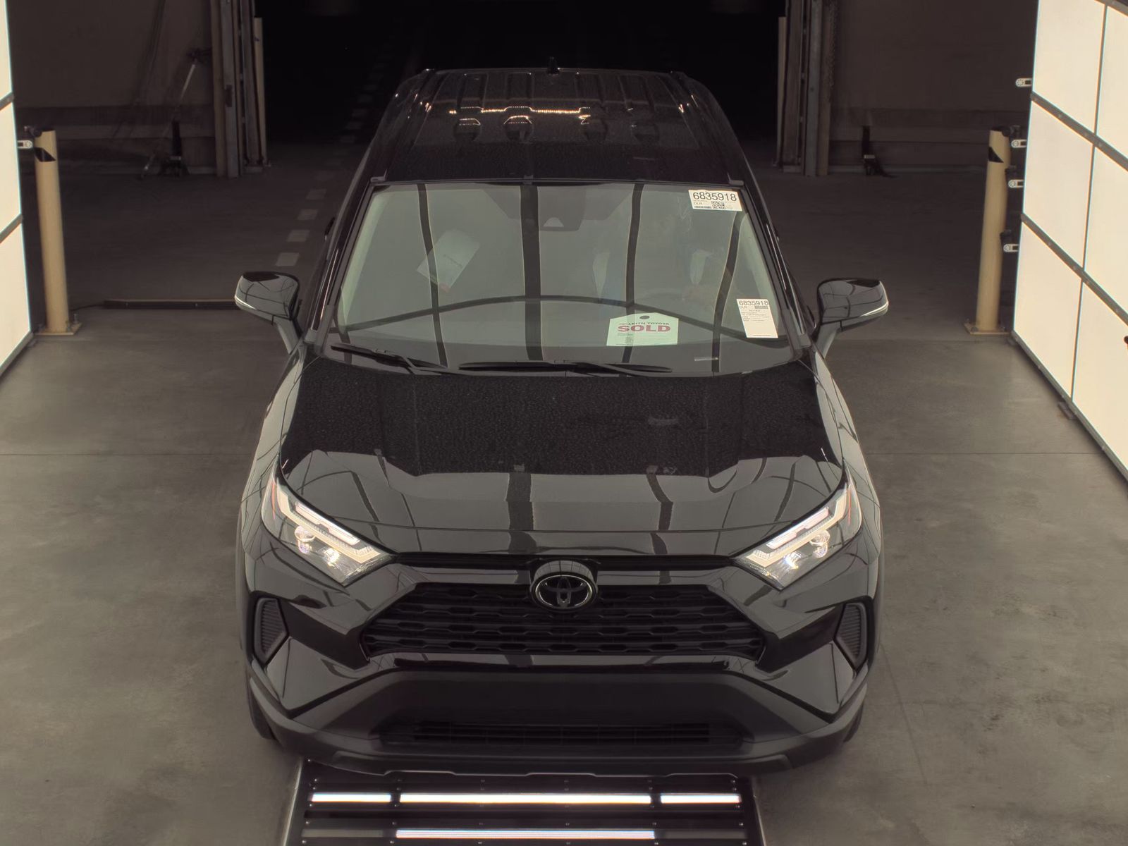 2025 Toyota RAV4 XLE FWD