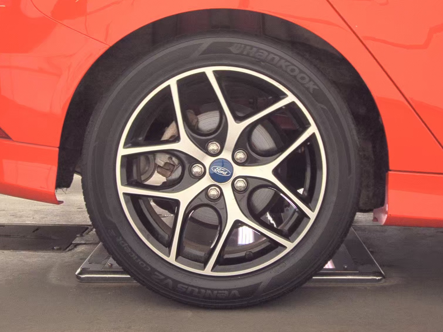 2015 Ford Focus SE FWD