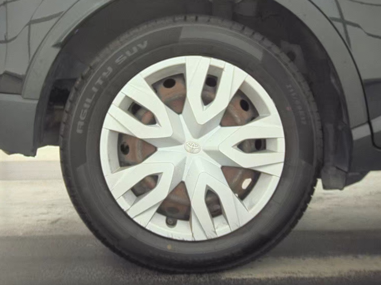 2020 Toyota C-HR LE FWD