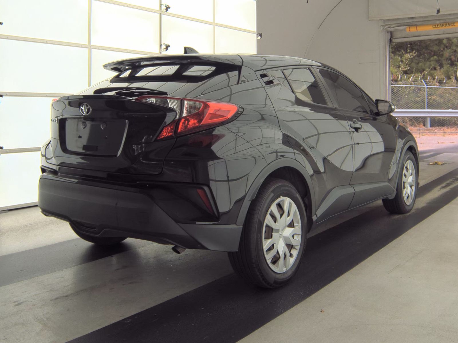 2020 Toyota C-HR LE FWD