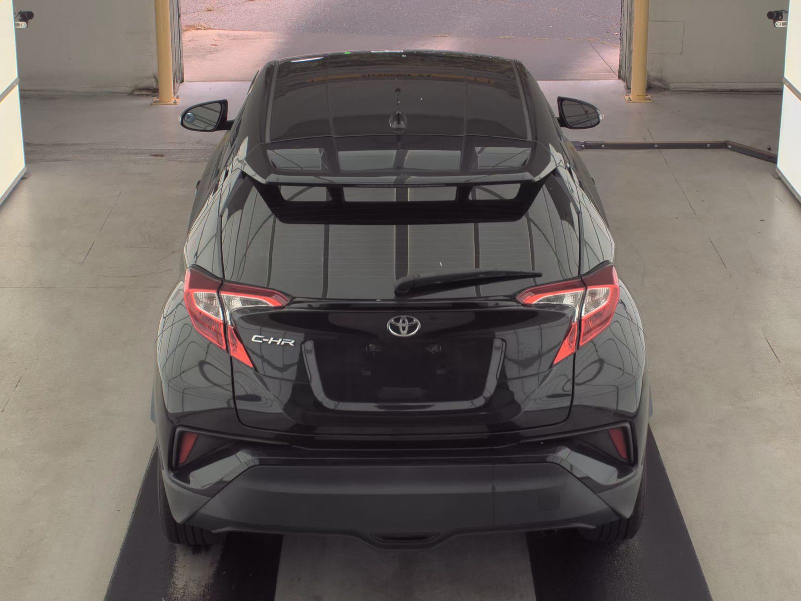 2020 Toyota C-HR LE FWD