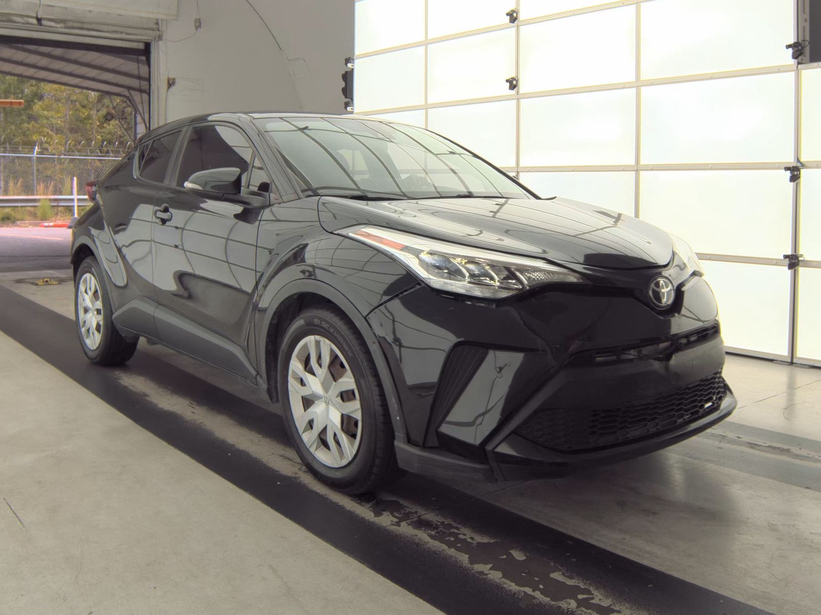 2020 Toyota C-HR LE FWD