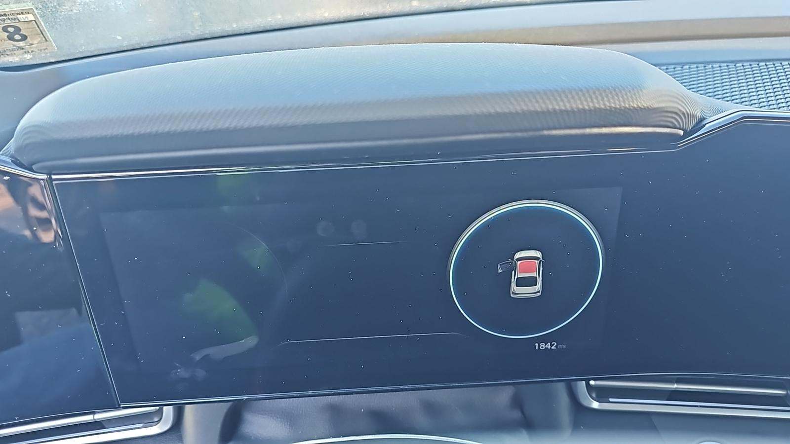 2024 Hyundai Elantra SEL FWD