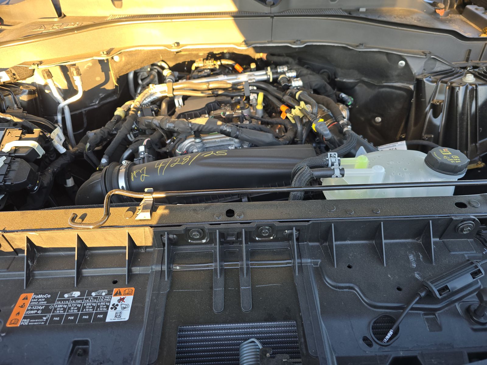 2025 Ford Explorer Active AWD