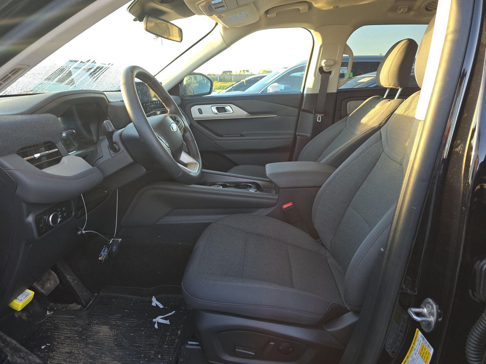 2025 Ford Explorer Active AWD