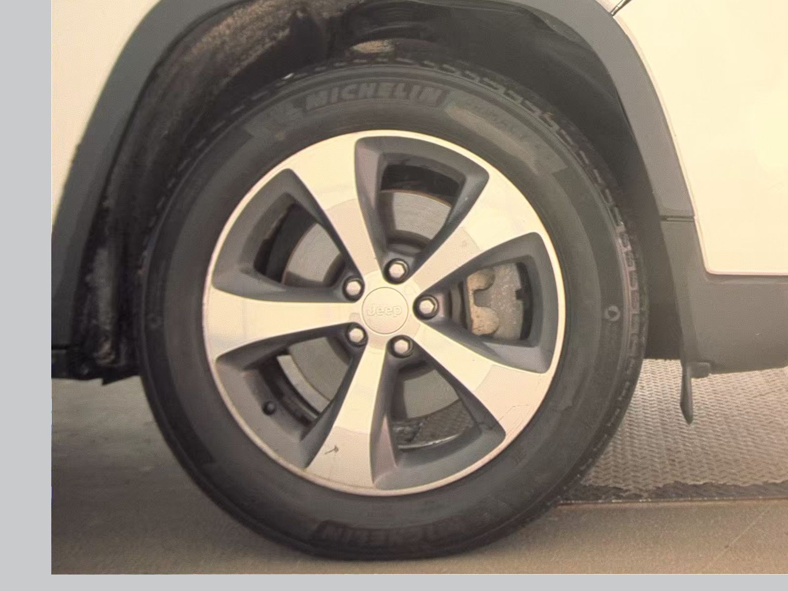 2019 Jeep Cherokee Limited AWD