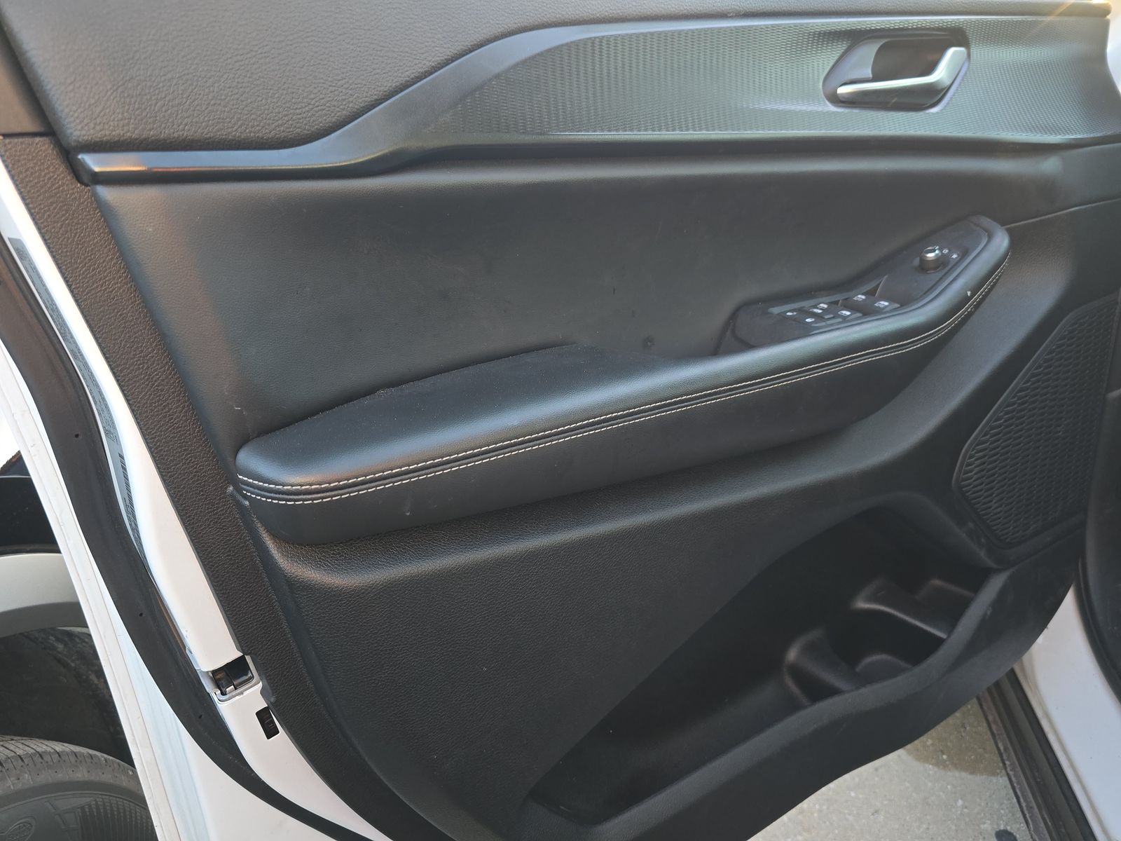 2024 Jeep Grand Cherokee Laredo AWD