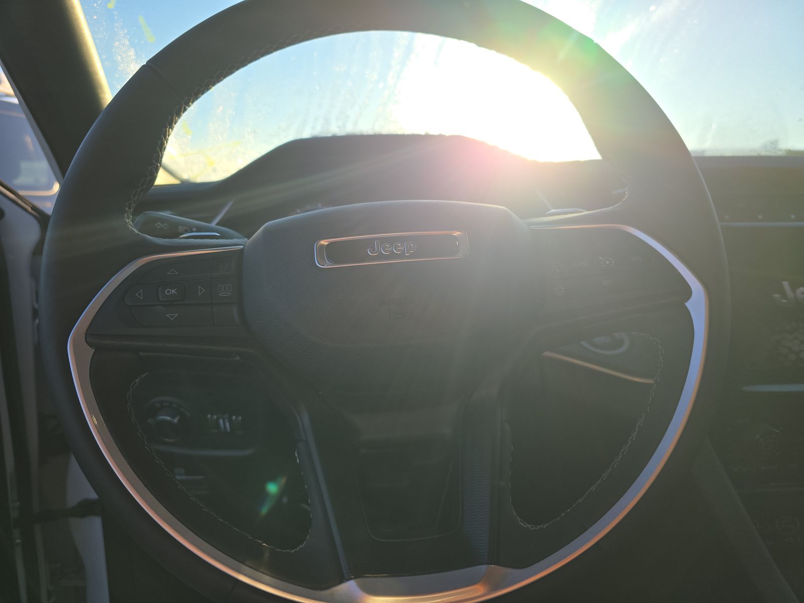 2024 Jeep Grand Cherokee Laredo AWD