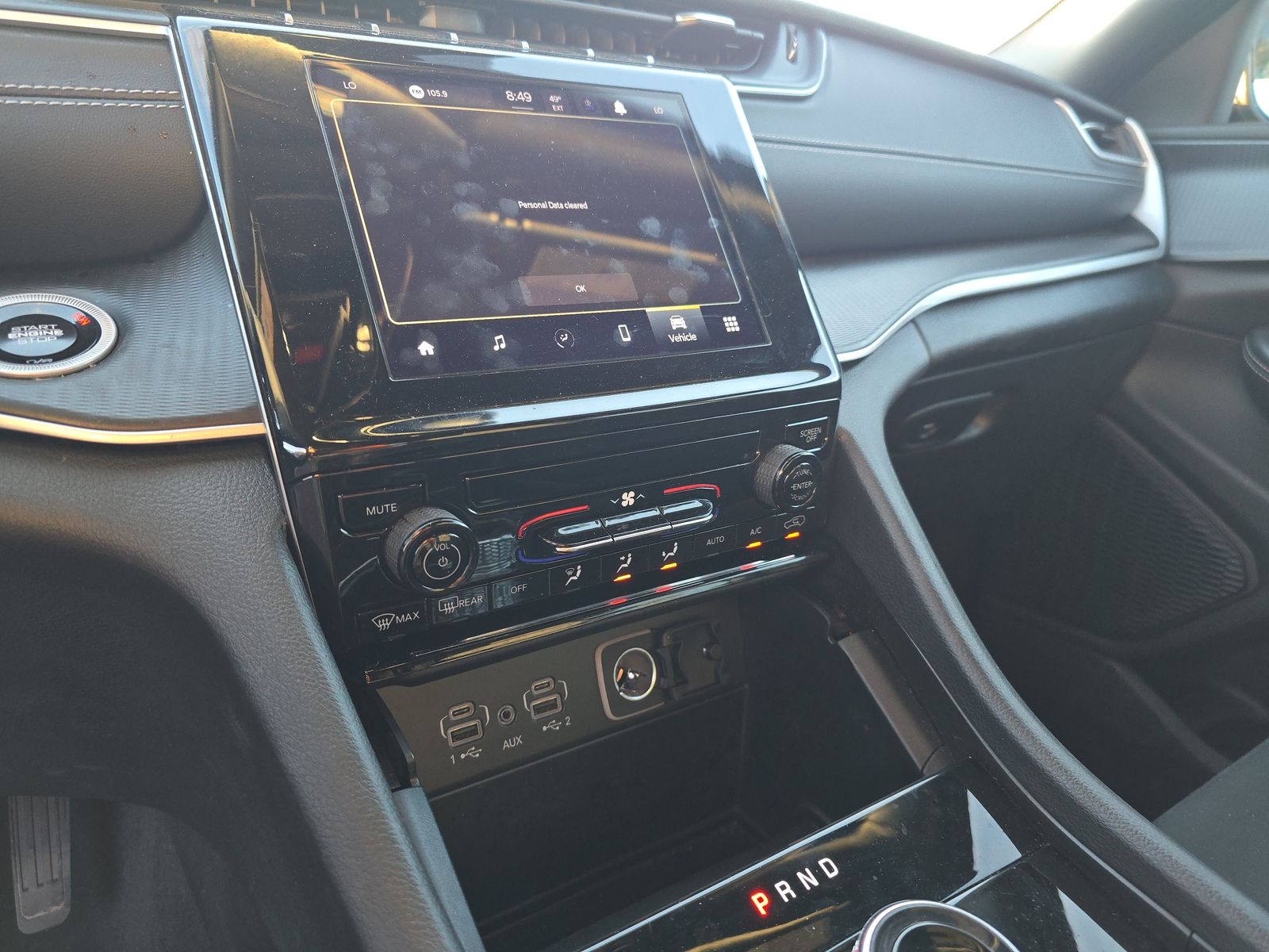 2024 Jeep Grand Cherokee Laredo AWD