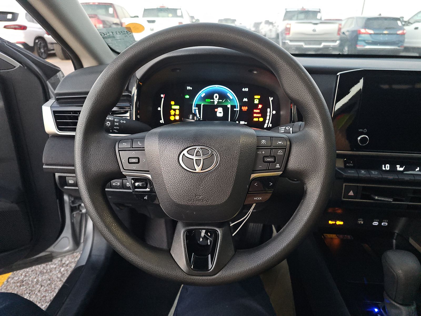 2025 Toyota Camry LE FWD