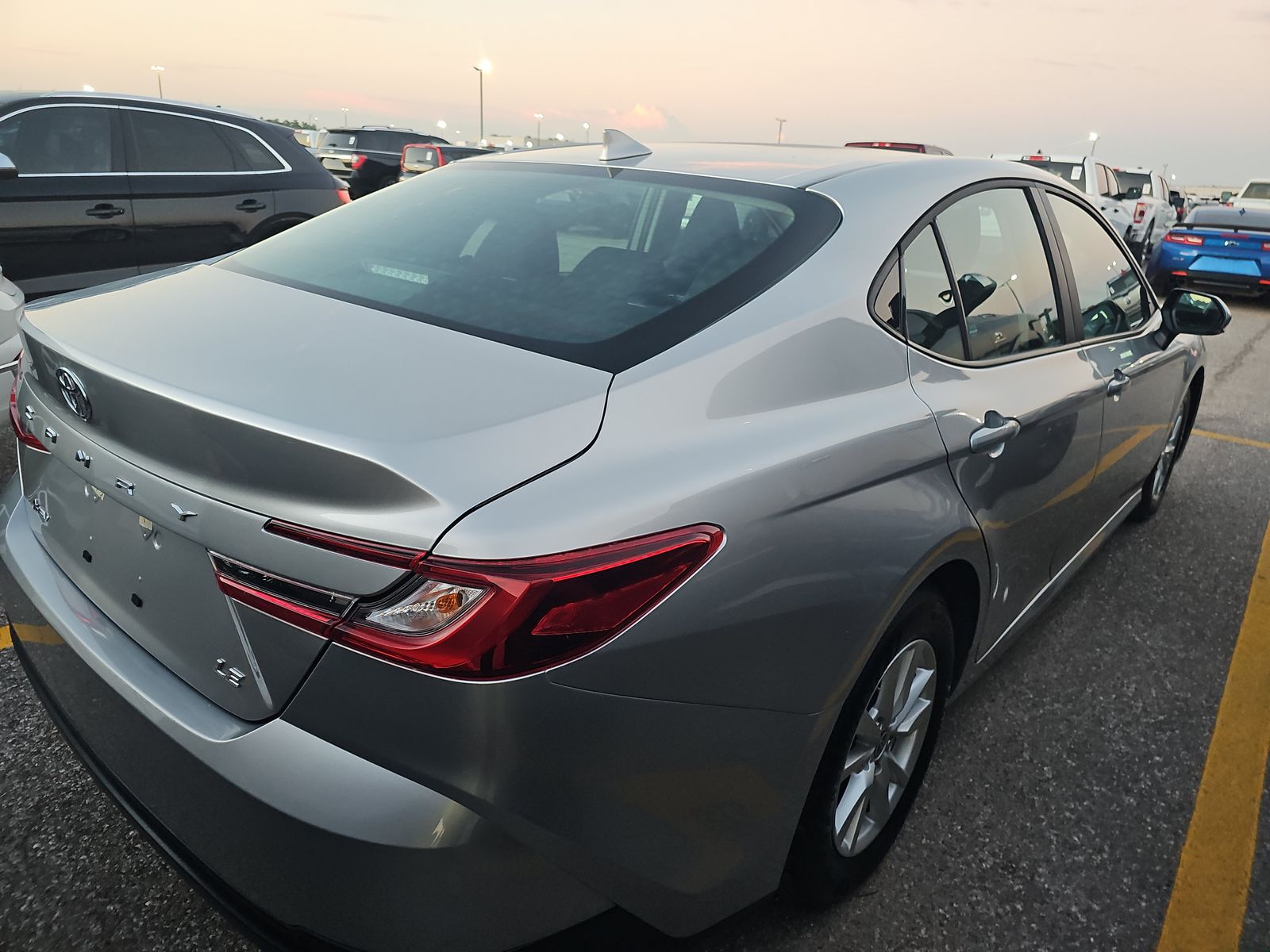 2025 Toyota Camry LE FWD