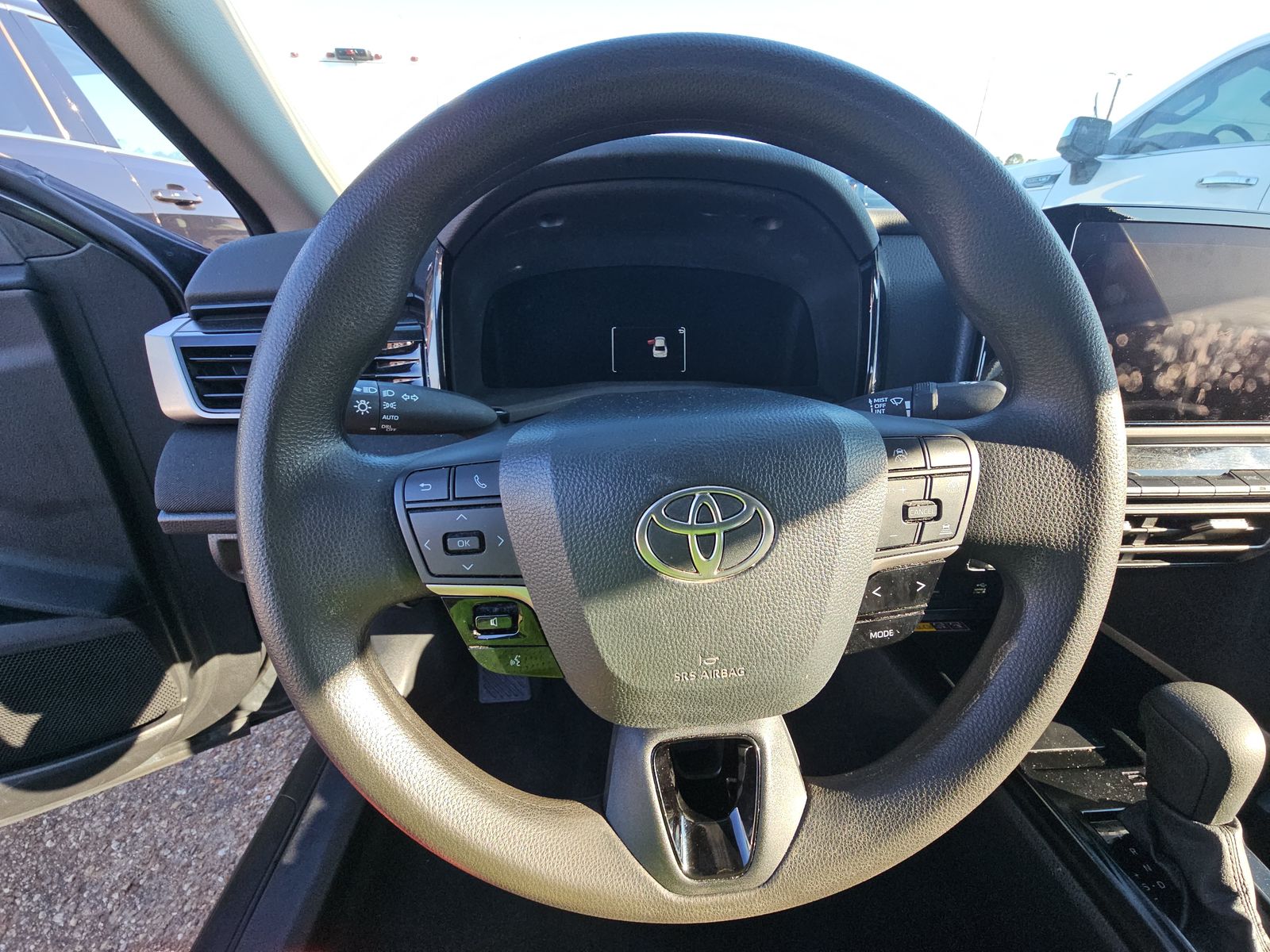 2025 Toyota Camry LE FWD