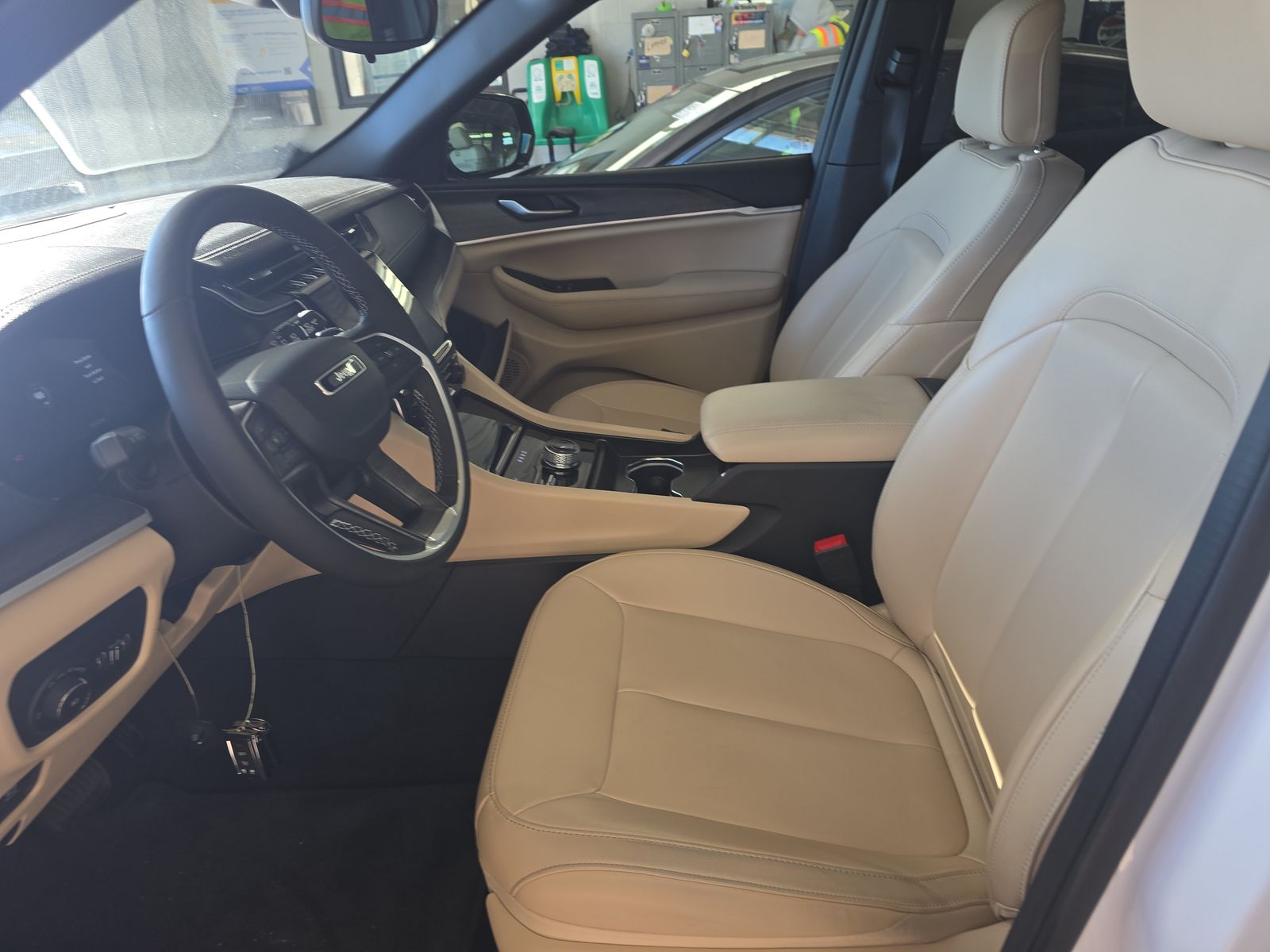 2024 Jeep Grand Cherokee Limited AWD