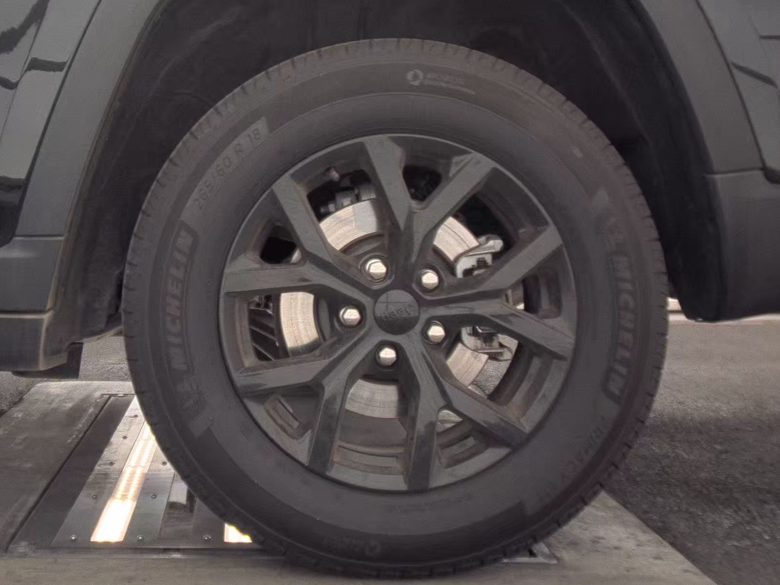 2024 Jeep Grand Cherokee Altitude AWD