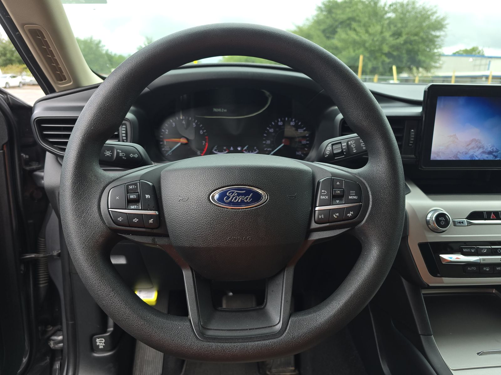 2022 Ford Explorer Base AWD