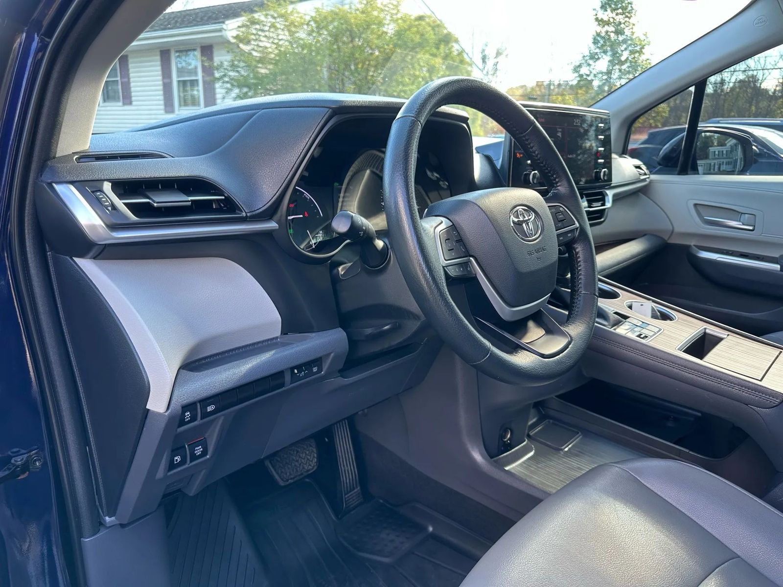 2021 Toyota Sienna XLE AWD
