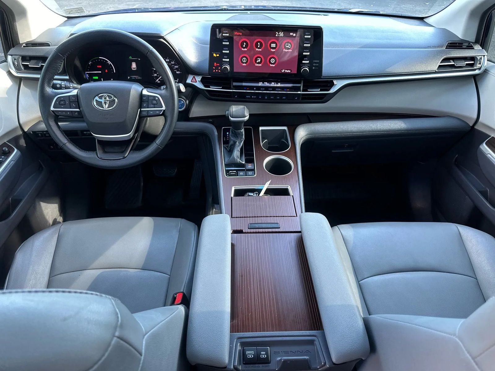 2021 Toyota Sienna XLE AWD