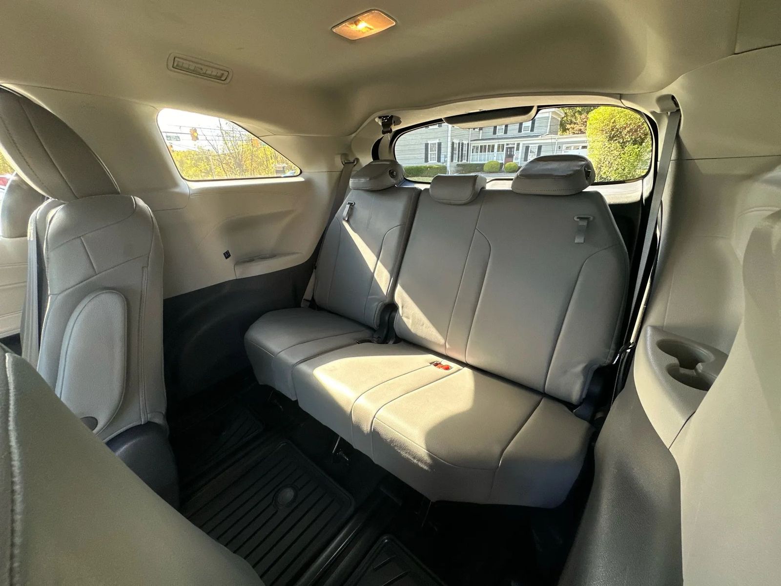 2021 Toyota Sienna XLE AWD