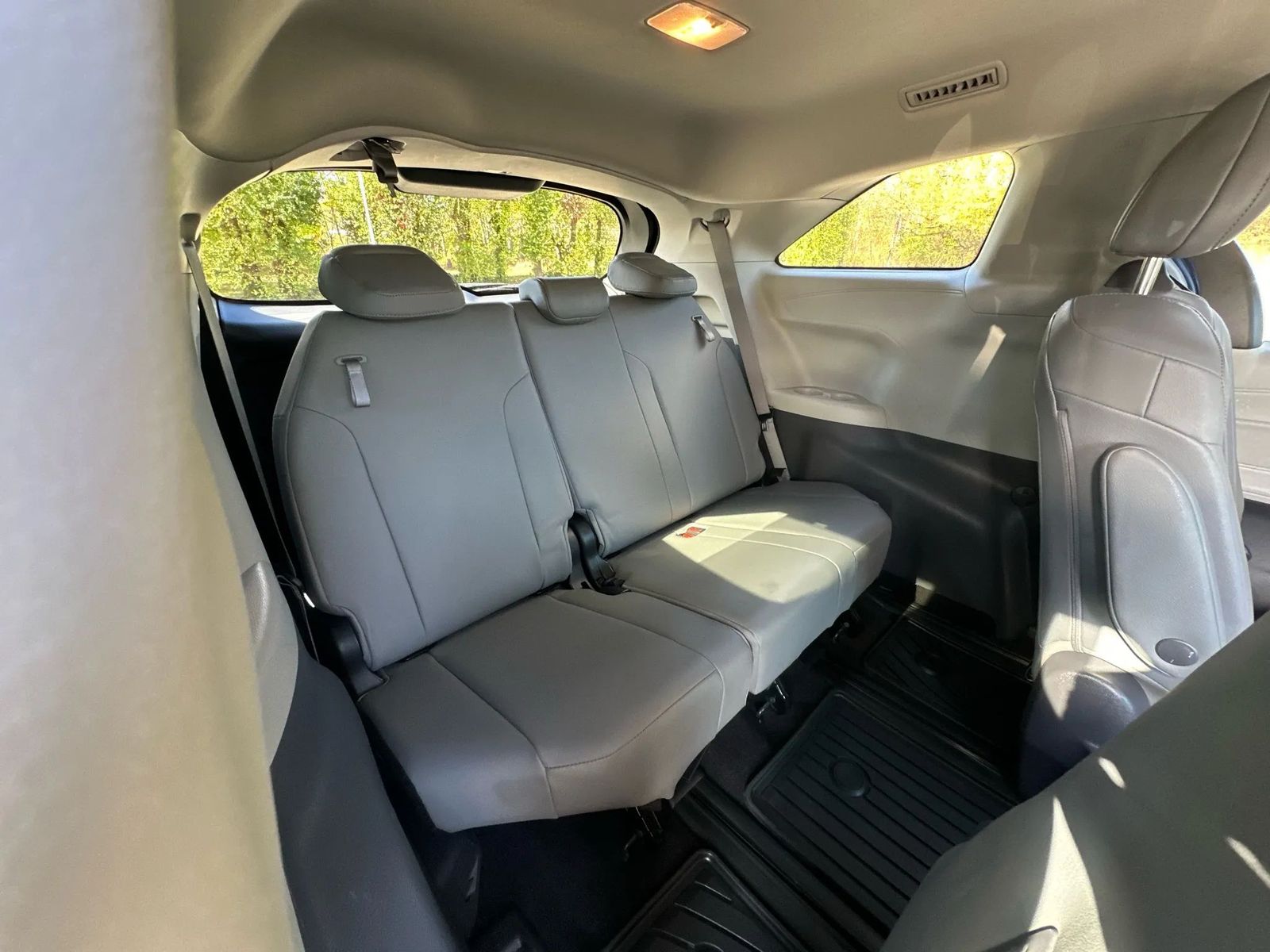 2021 Toyota Sienna XLE AWD