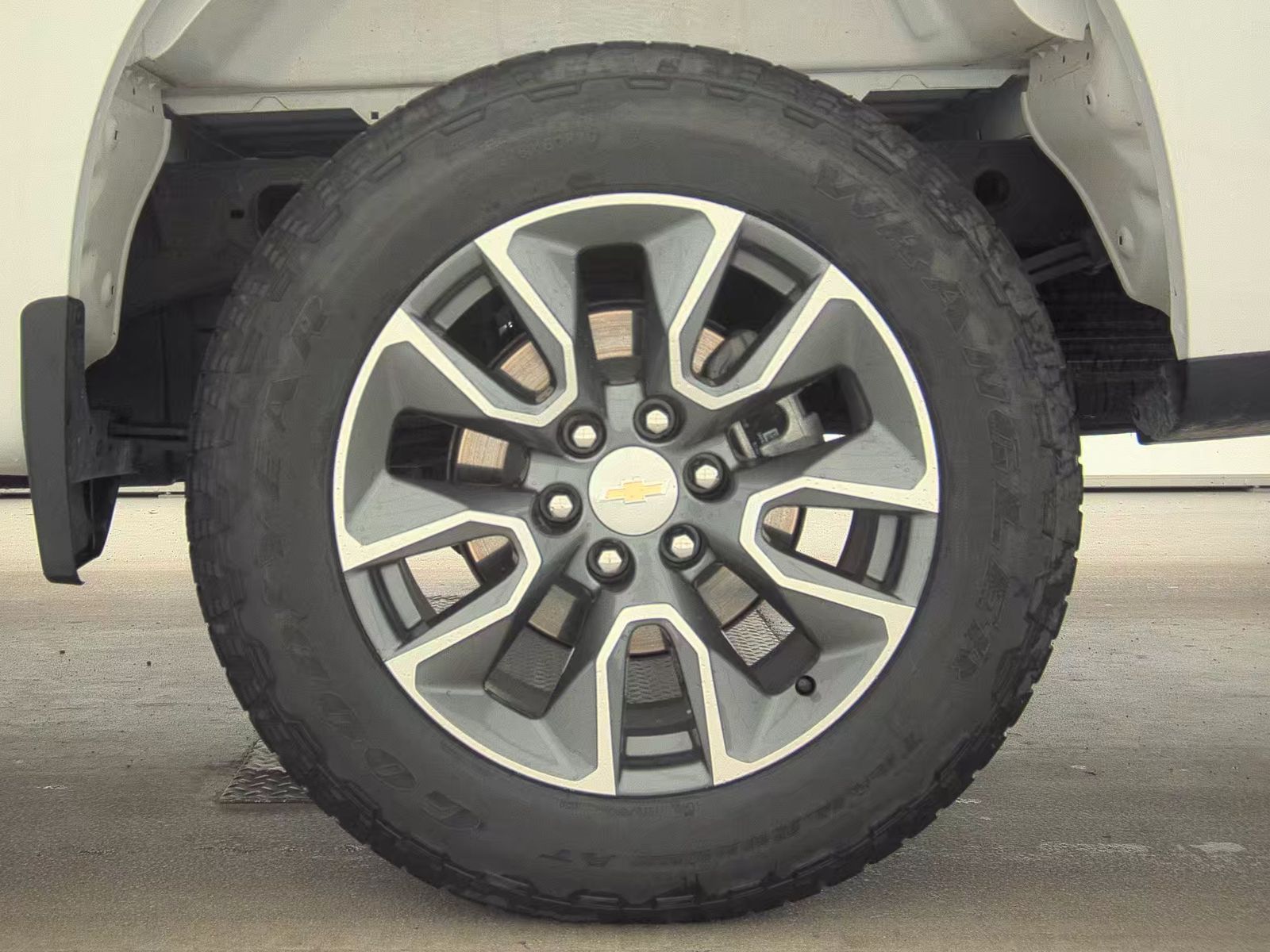 2024 Chevrolet Silverado 1500 LT AWD