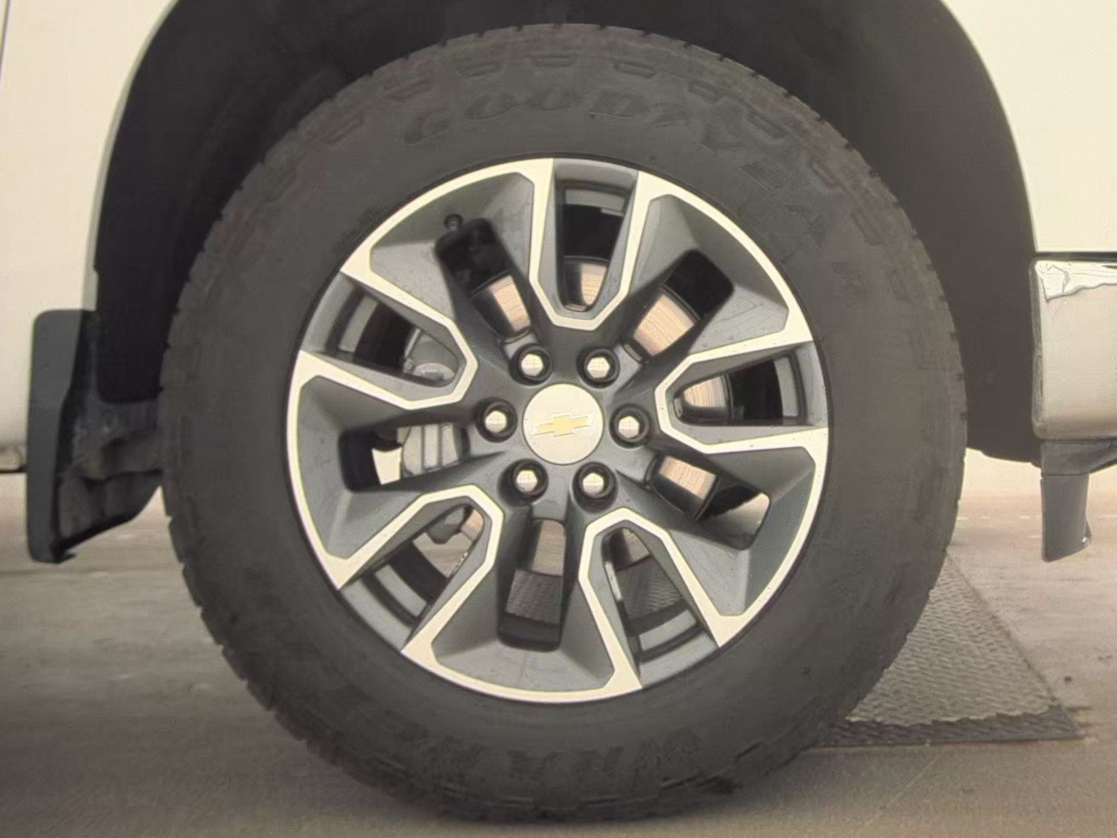 2024 Chevrolet Silverado 1500 LT AWD