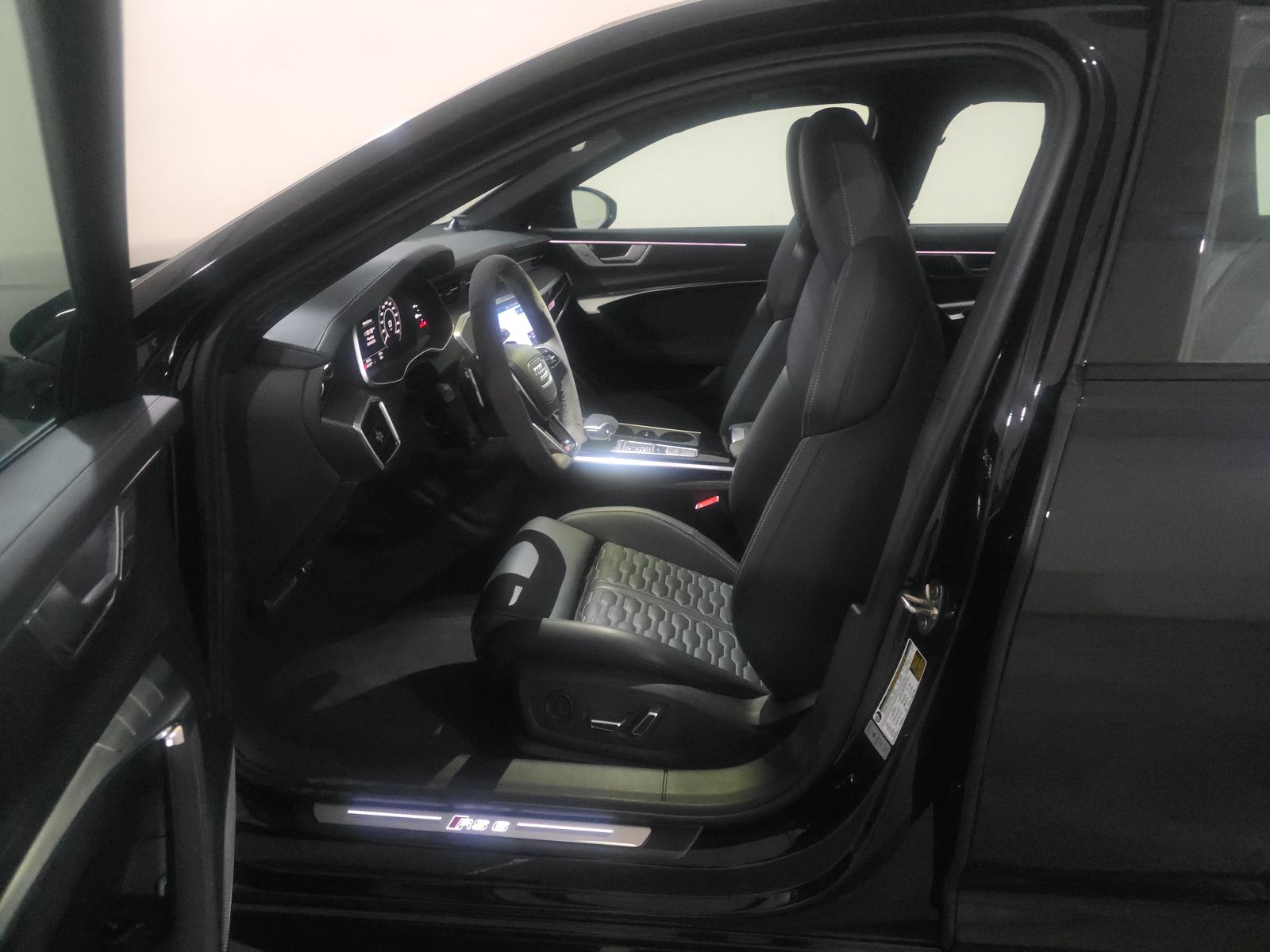 2025 Audi RS 6 Base AWD