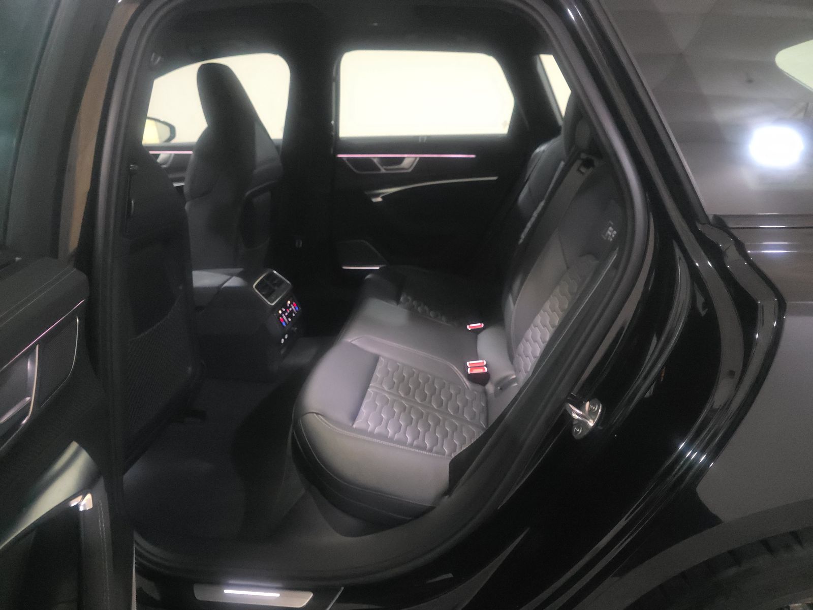 2025 Audi RS 6 Base AWD