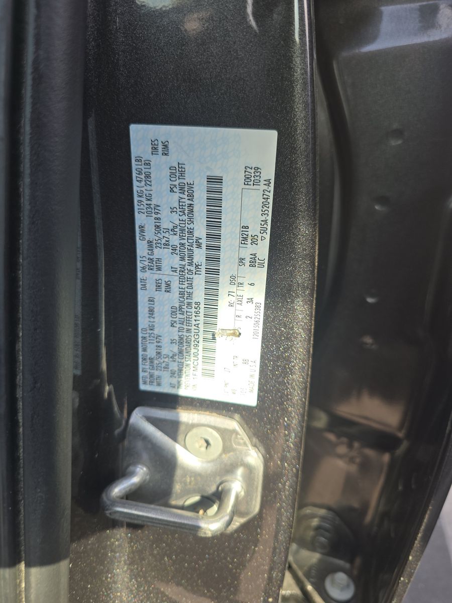 2016 Ford Escape Titanium FWD