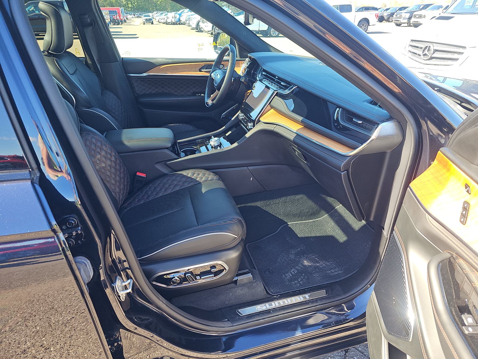 2022 Jeep Grand Cherokee 4xe Summit Reserve AWD