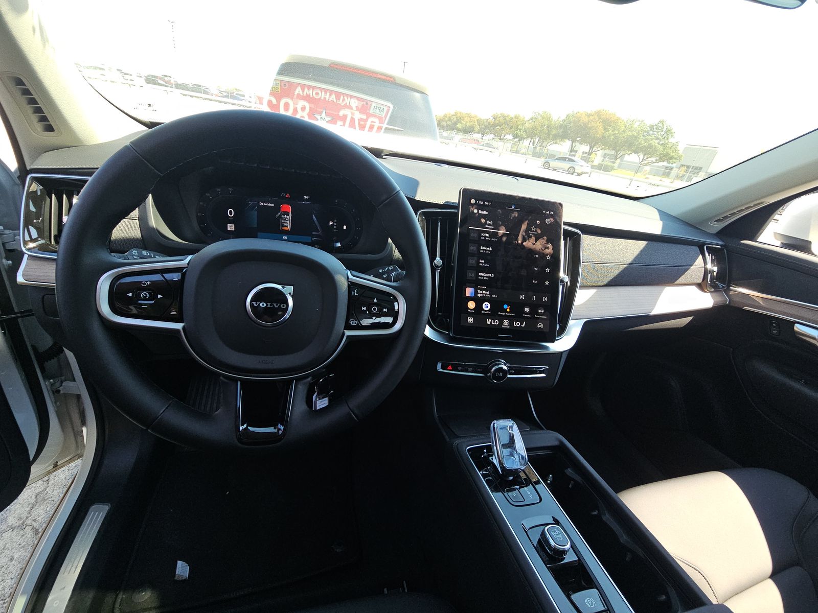 2025 Volvo XC90 B6 Plus AWD