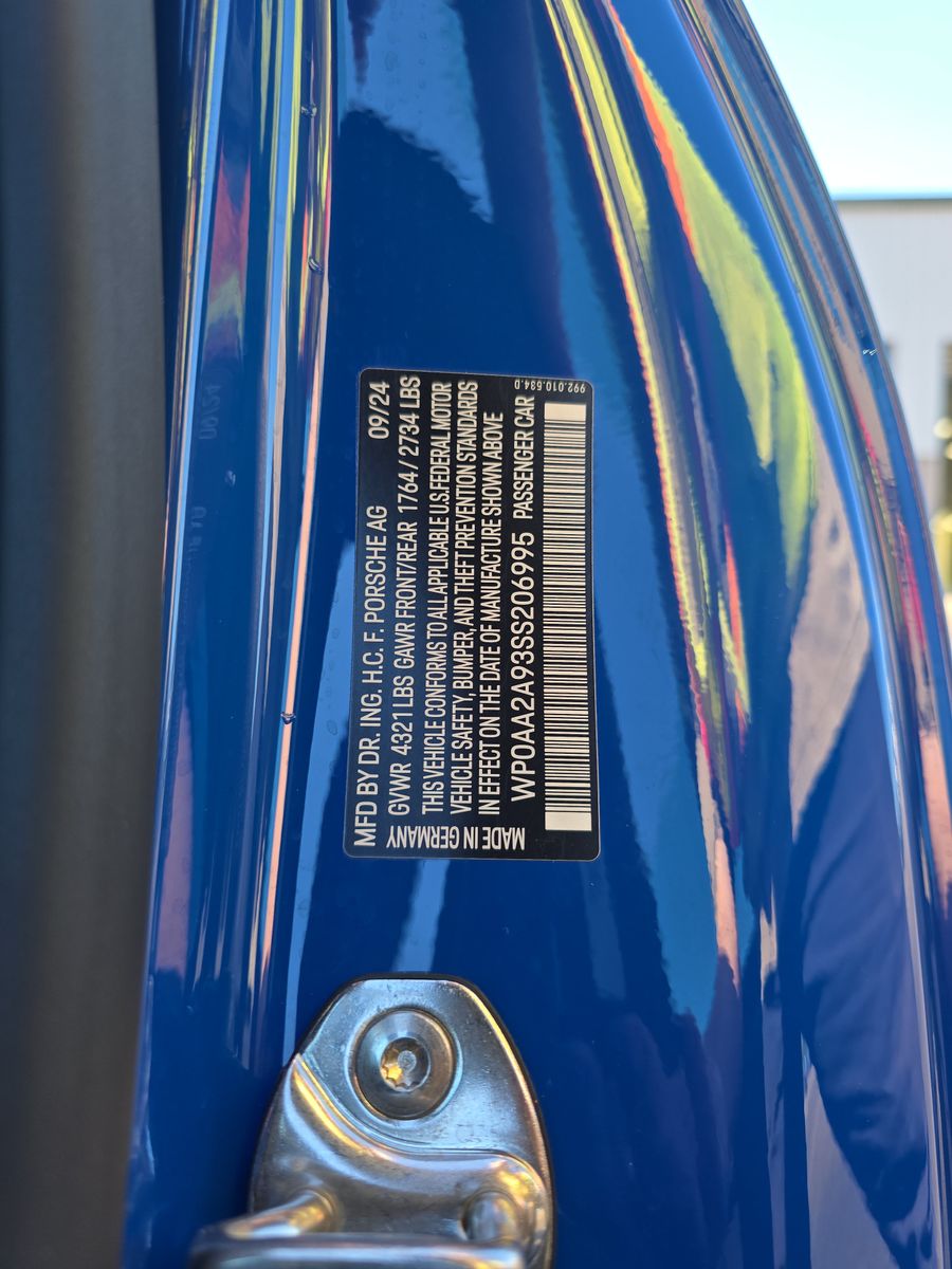 2025 Porsche 911 Carrera RWD