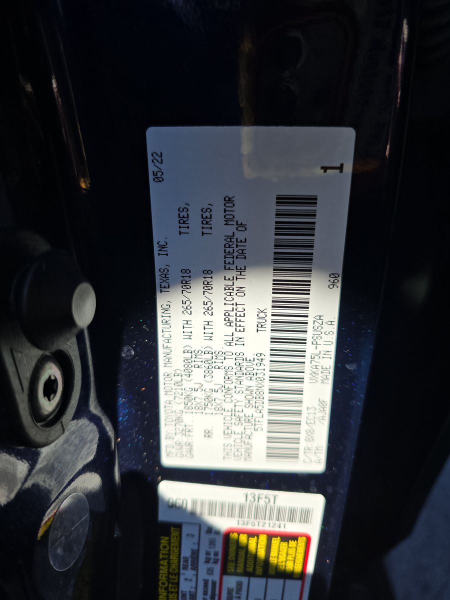 2022 Toyota Tundra SR5 AWD