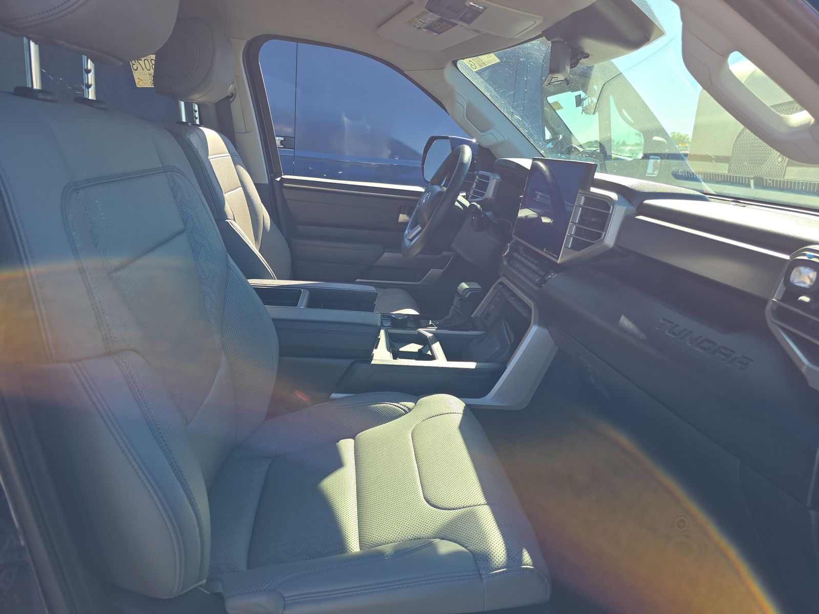 2022 Toyota Tundra SR5 AWD