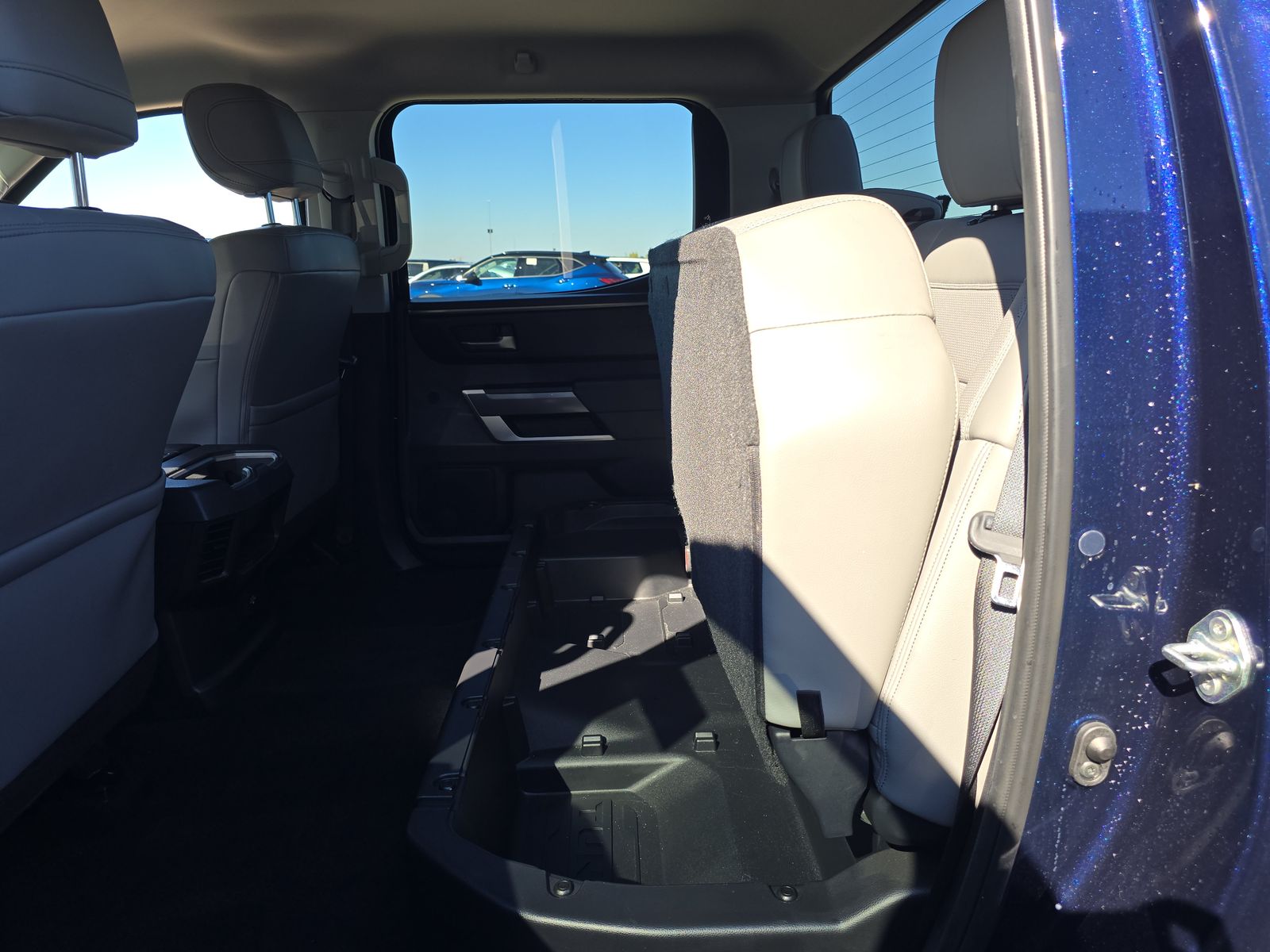 2022 Toyota Tundra SR5 AWD