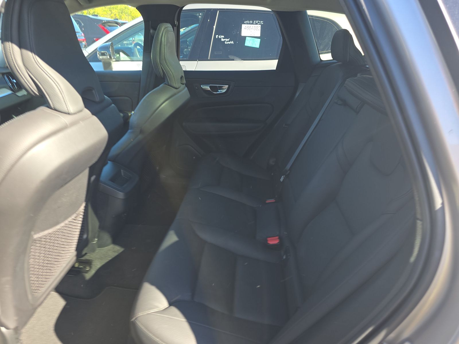 2025 Volvo XC60 B5 Plus AWD