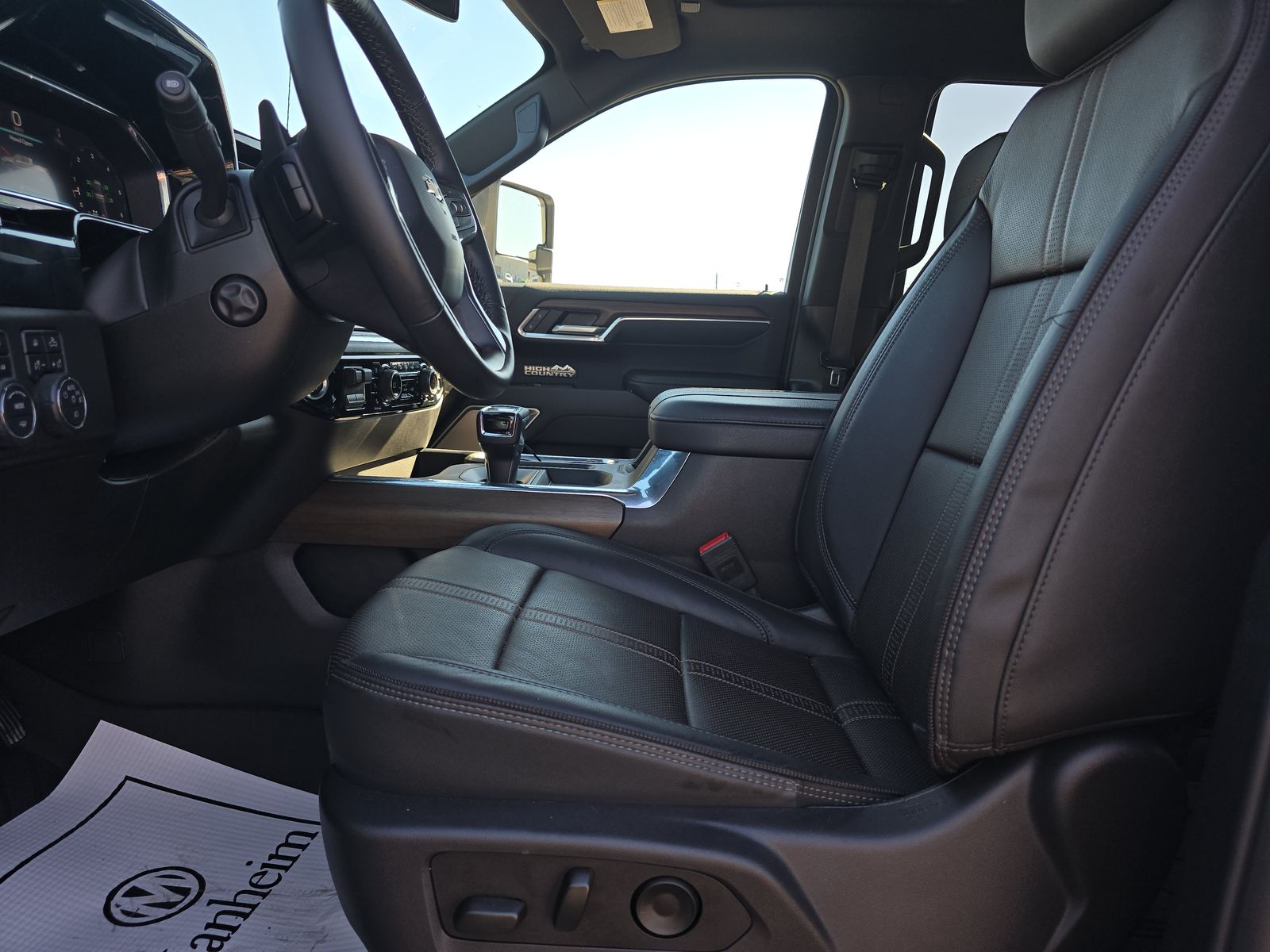 2025 Chevrolet Silverado 1500 High Country AWD