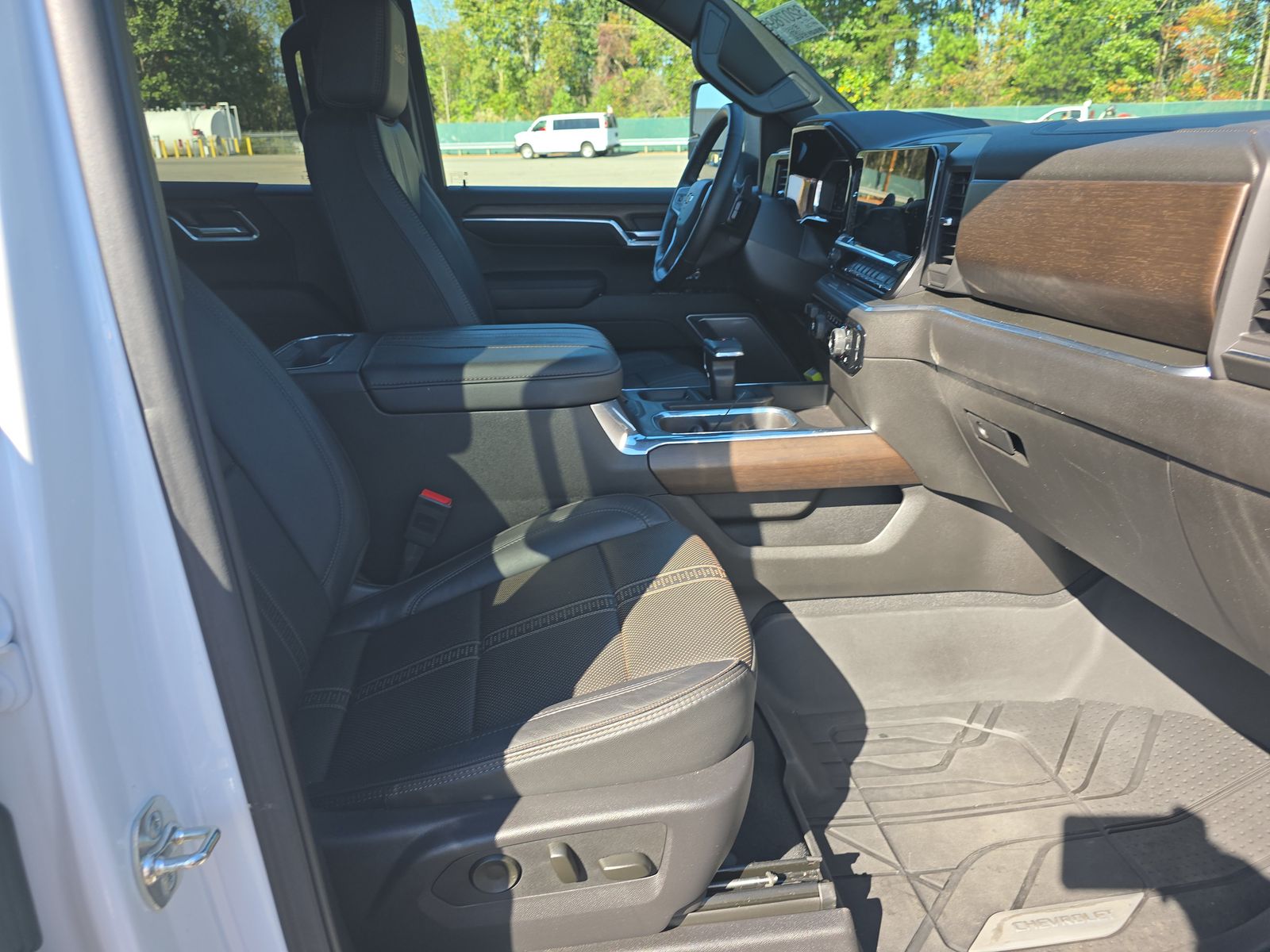 2025 Chevrolet Silverado 1500 High Country AWD